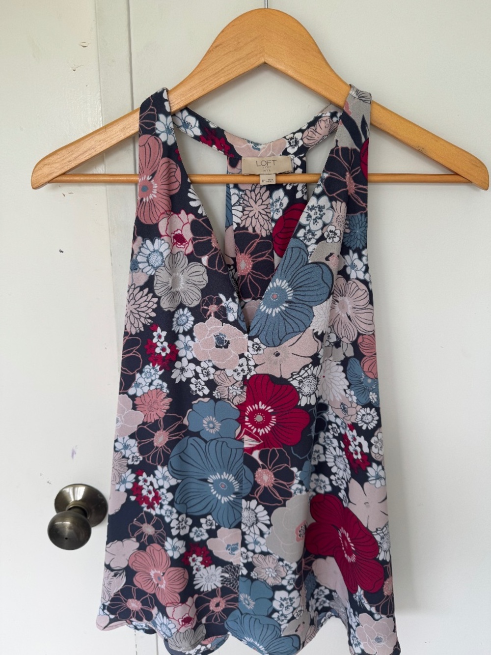 Loft  Sleeveless Top